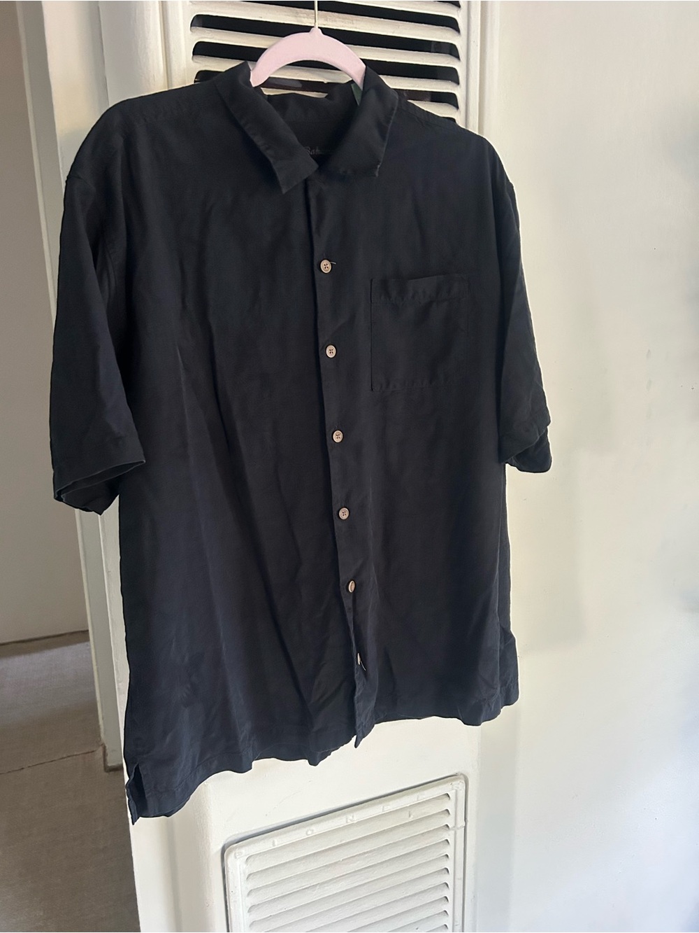 Tommy Bahama Black Short-Sleeve Button-Down Shirt